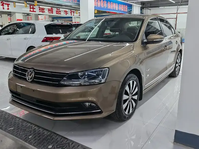 Volkswagen Sagitar, 2017