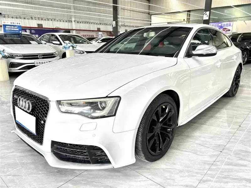 Audi S5, 2011