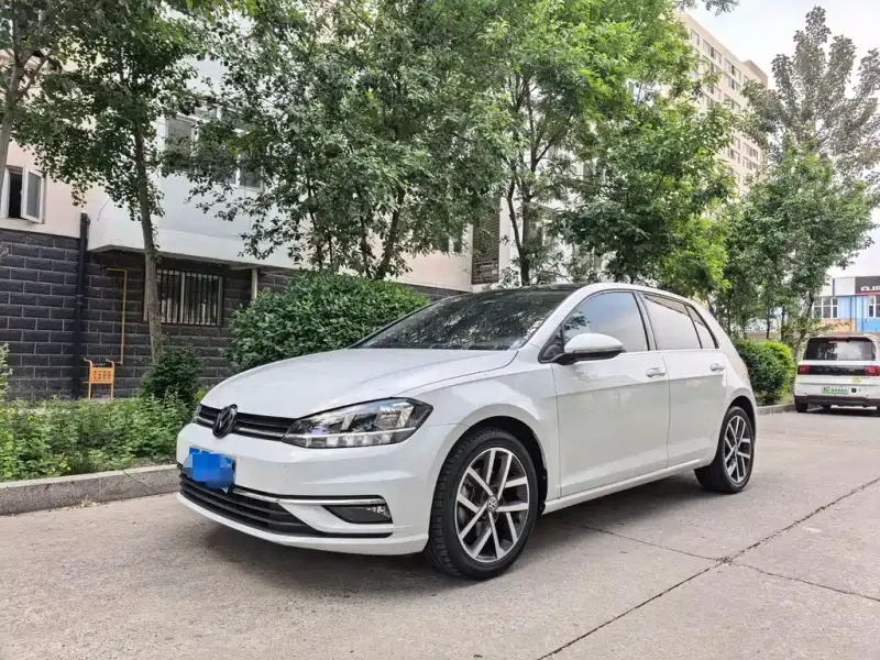 Volkswagen Golf, 2020
