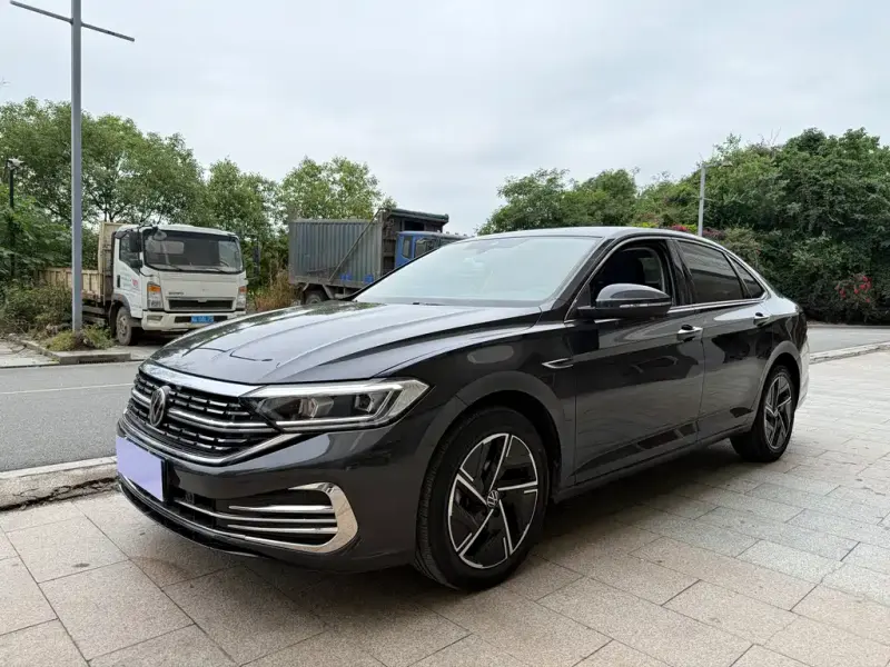 Volkswagen Sagitar, 2023