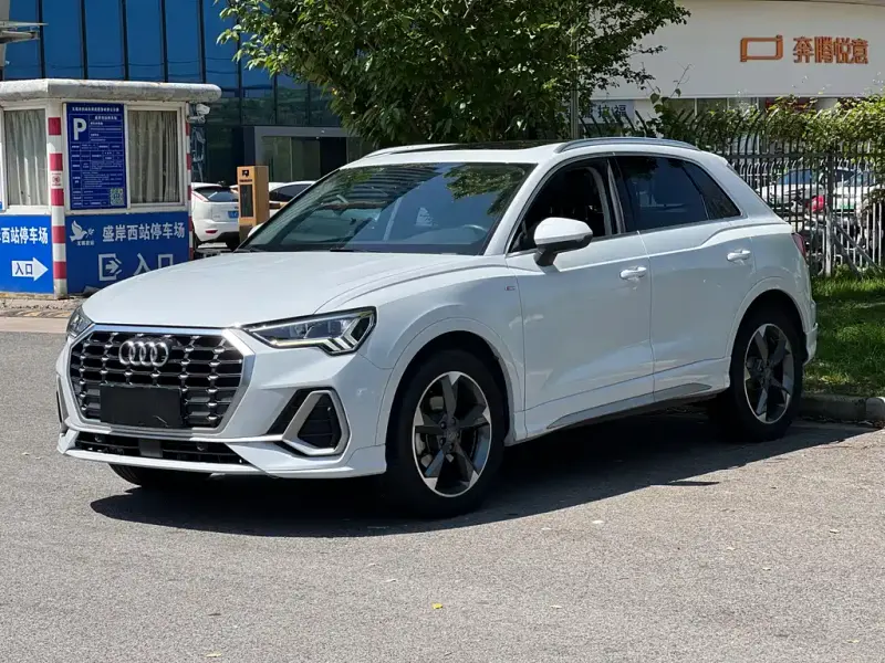 Audi Q3, 2020