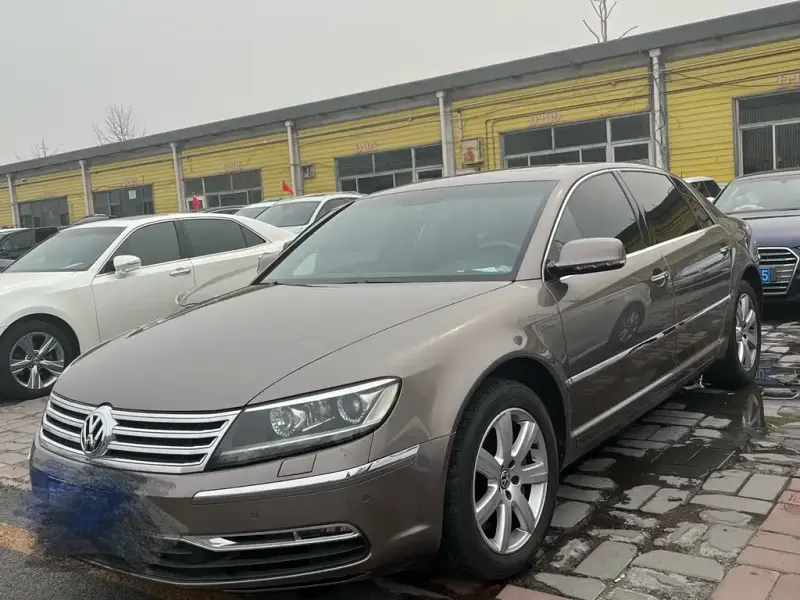 Volkswagen Phaeton, 2011