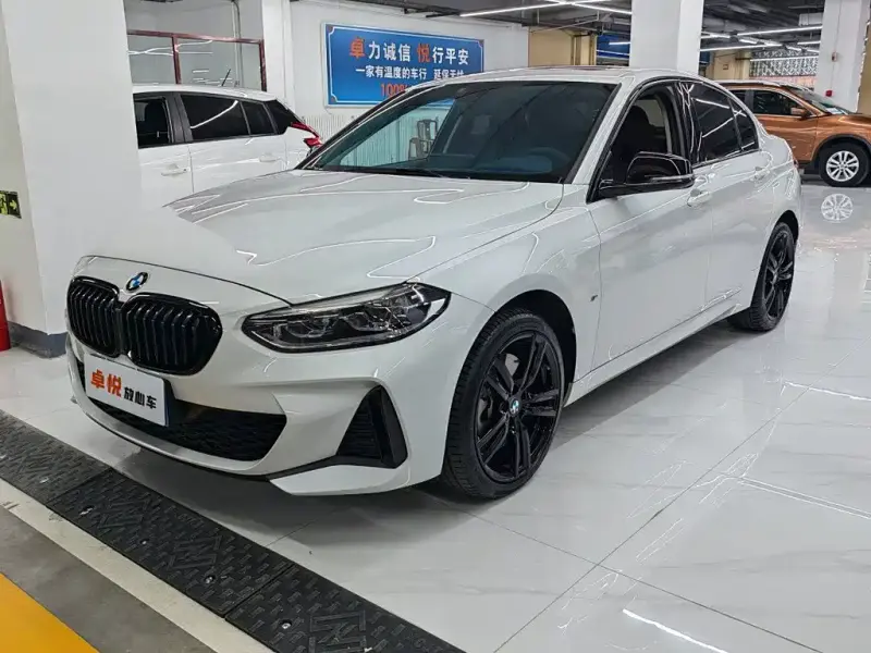 BMW 1 Series, 2023