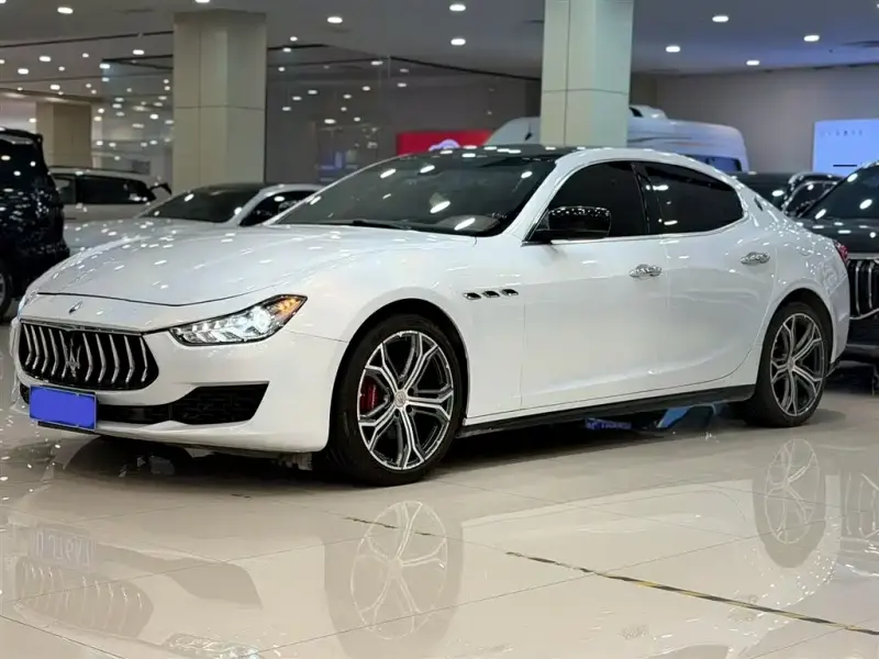 Maserati Ghibli, 2014