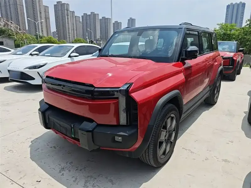 iCAR 03T, 2025