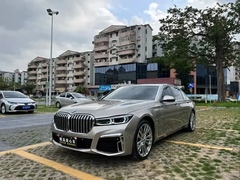 BMW 7 Series, 2014