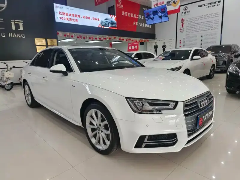 Audi A4L, 2018