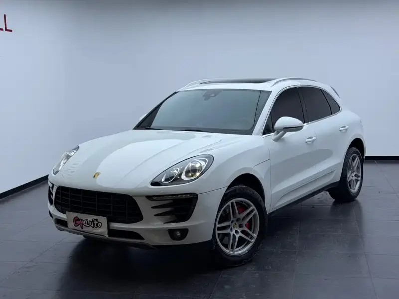 Porsche Macan, 2016