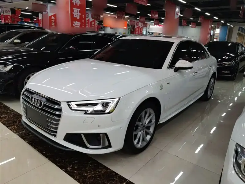 Audi A4L, 2019