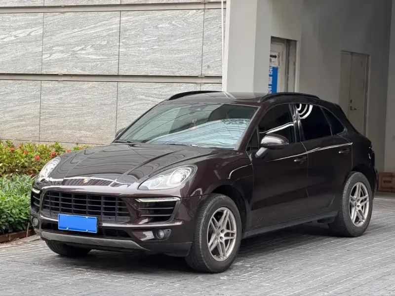 Porsche Macan, 2018