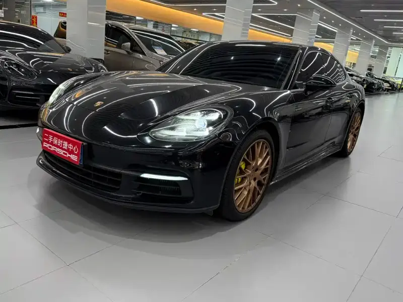Porsche Panamera, 2020