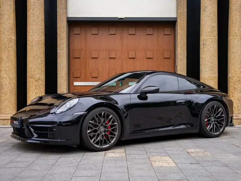 Porsche 911, 2023