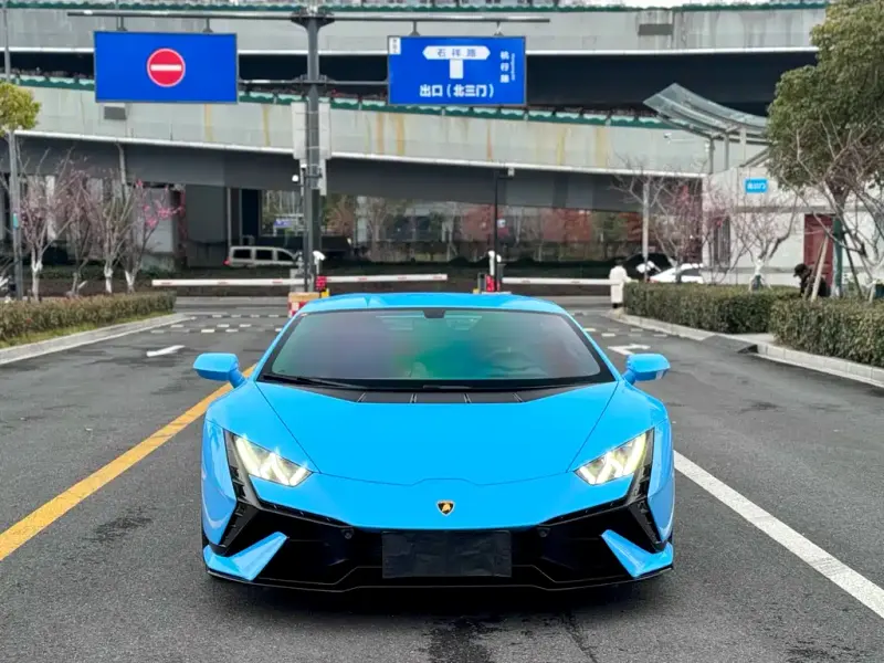 Lamborghini Huracán, 2025