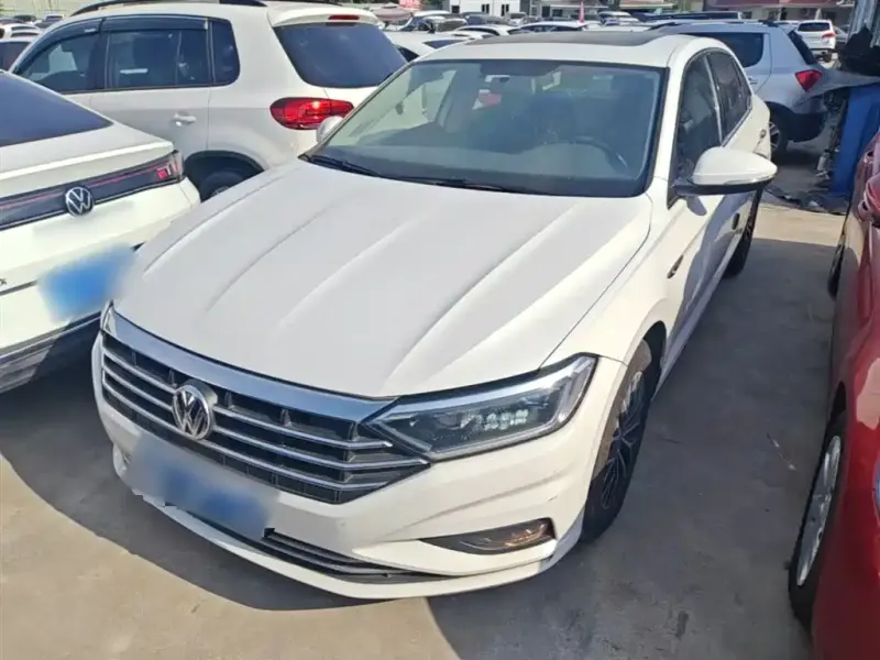 Volkswagen Sagitar, 2021