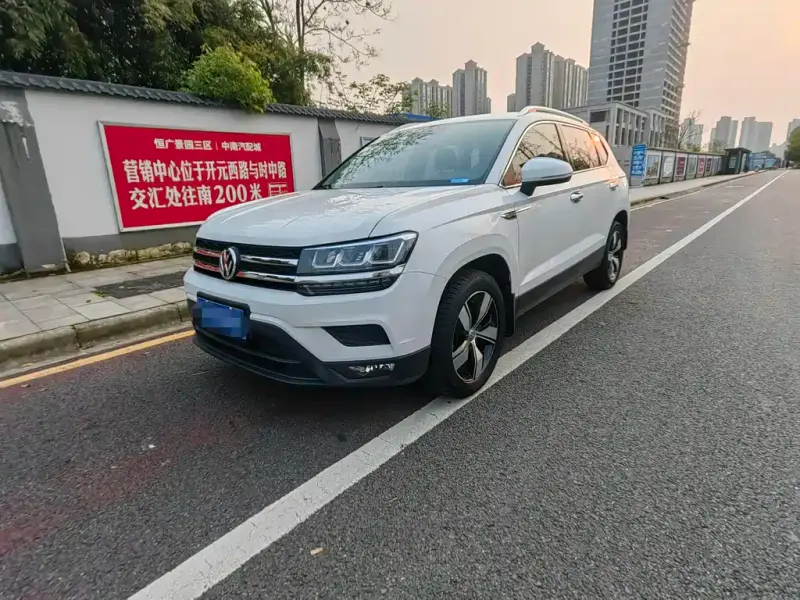 Volkswagen Tharu, 2020
