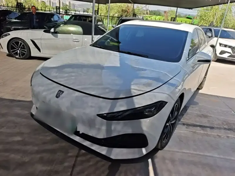 Roewe D7, 2025