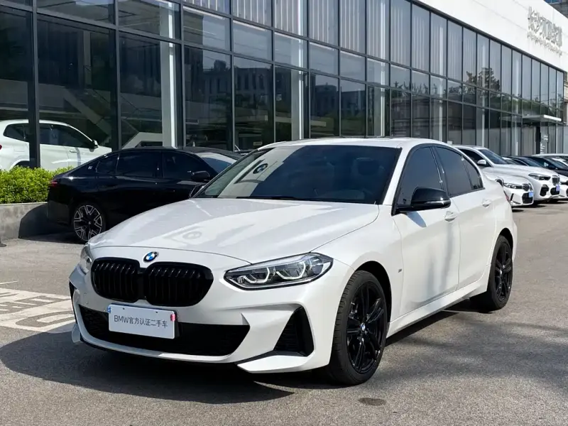 BMW 1 Series, 2023