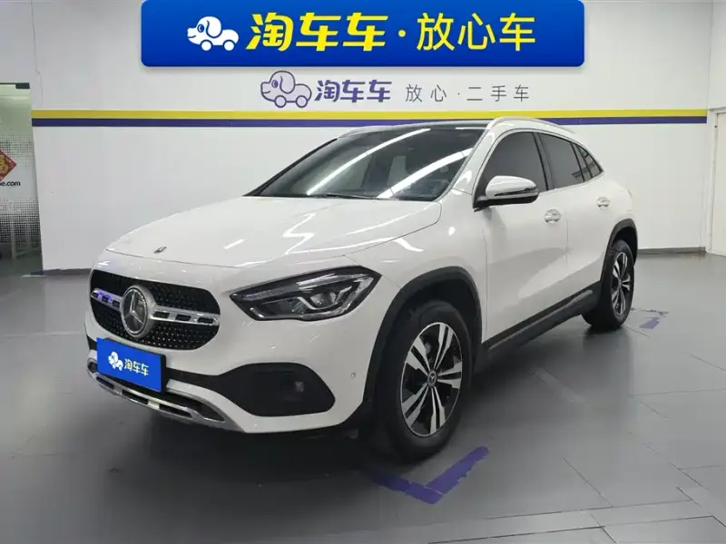 Mercedes-Benz GLA, 2021
