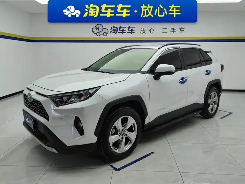 Toyota RAV4, 2023