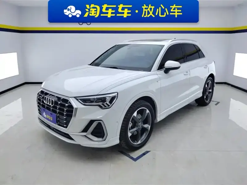 Audi Q3, 2021