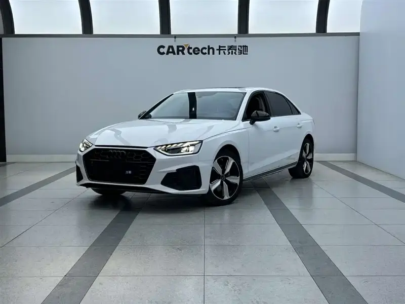 Audi A4L, 2022