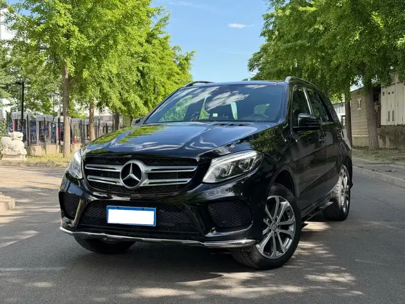 Mercedes-Benz GLE( ), 2016