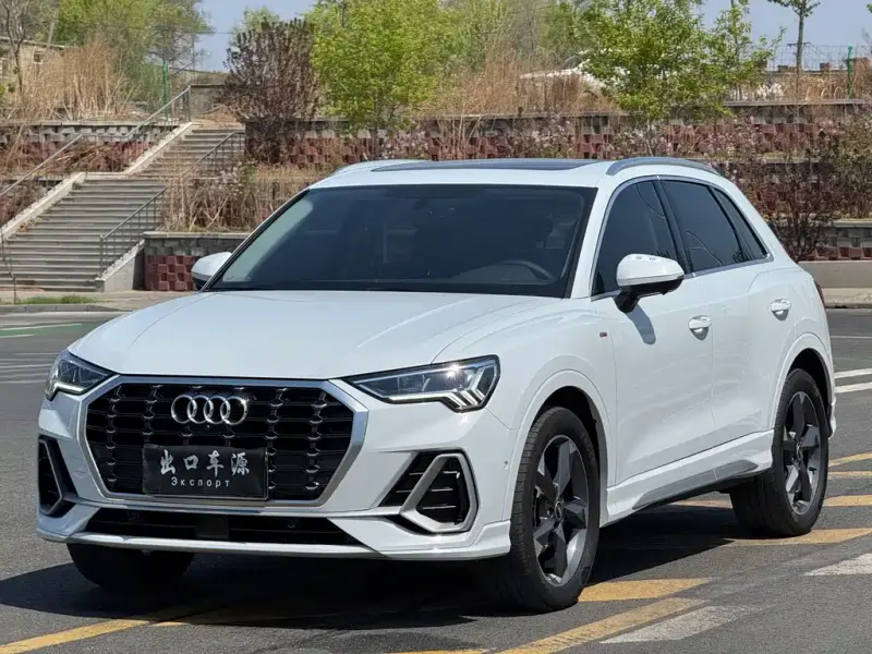 Audi Q3, 2022