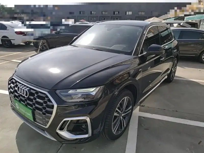 Audi Q5L, 2022