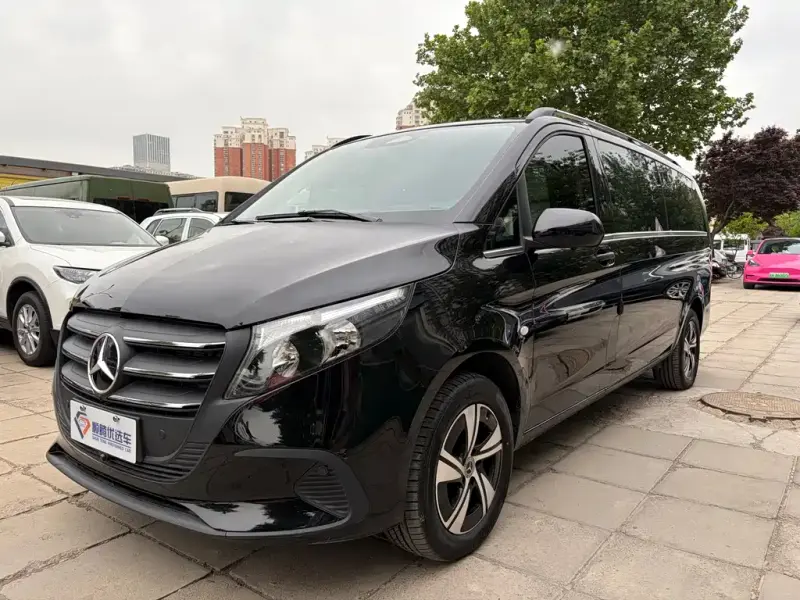 Mercedes-Benz Vito, 2025