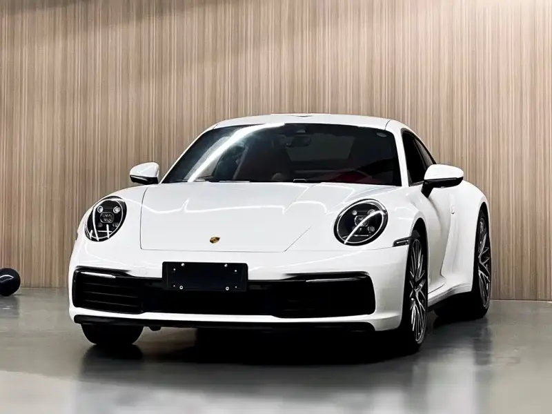 Porsche 911, 2023