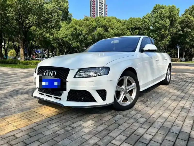 Audi A4L, 2012