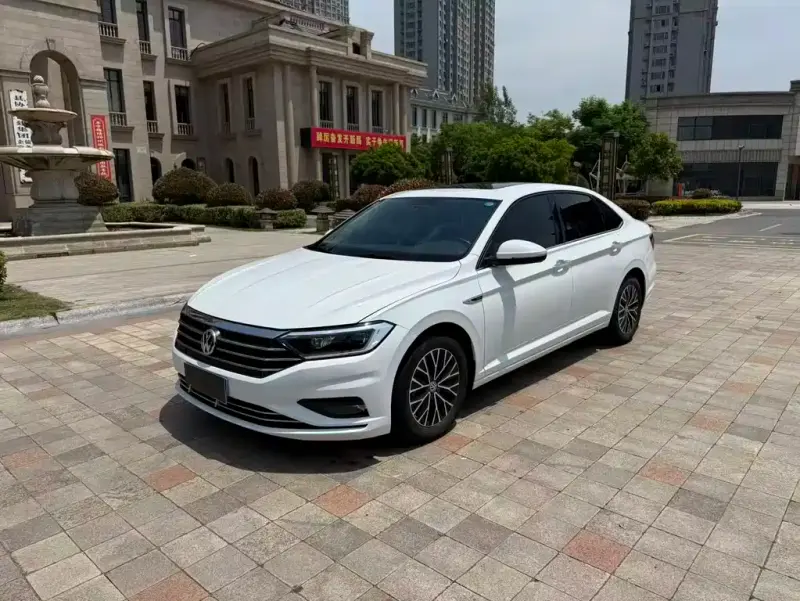 Volkswagen Sagitar, 2020