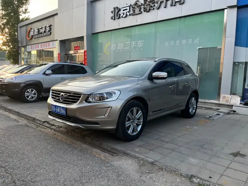 Volvo XC60, 2015