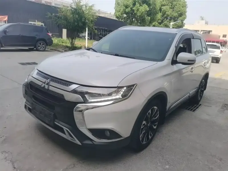 Mitsubishi Outlander, 2019