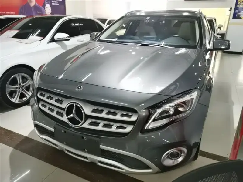 Mercedes-Benz GLA, 2018