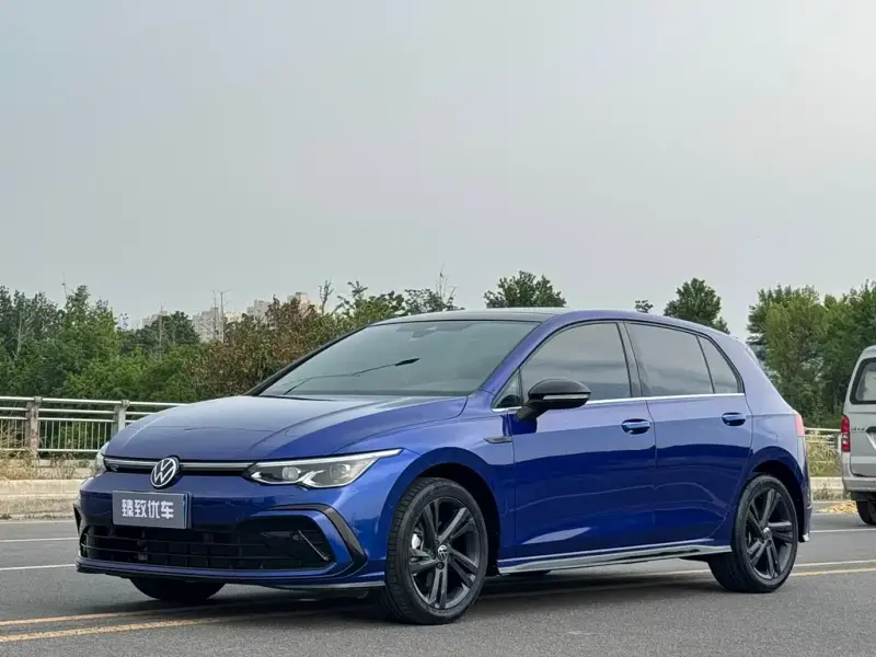 Volkswagen Golf, 2021