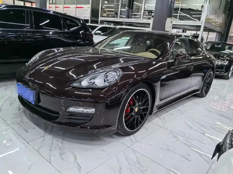 Porsche Panamera, 2012