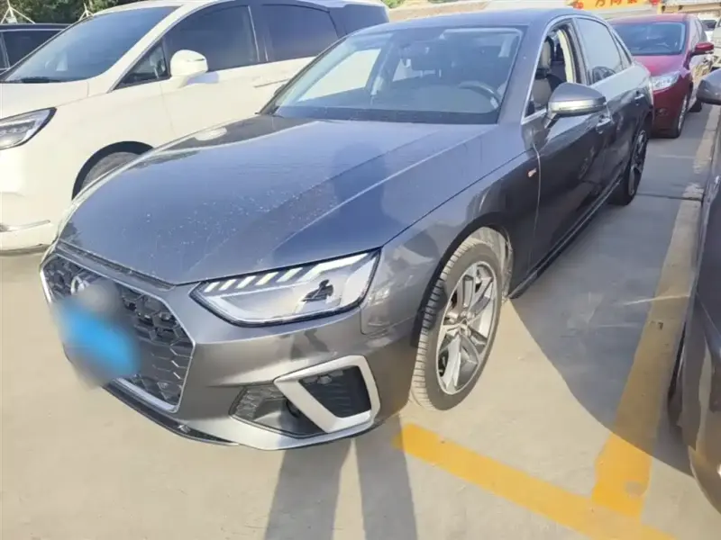 Audi A4L, 2021