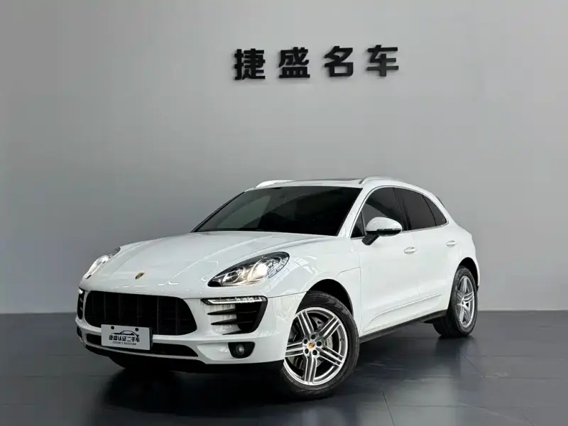 Porsche Macan, 2014