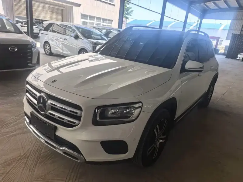 Mercedes-Benz GLB, 2020