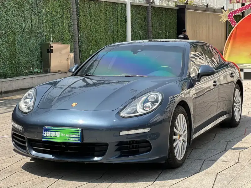 Porsche Panamera, 2014