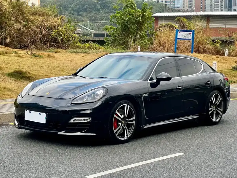 Porsche Panamera, 2012