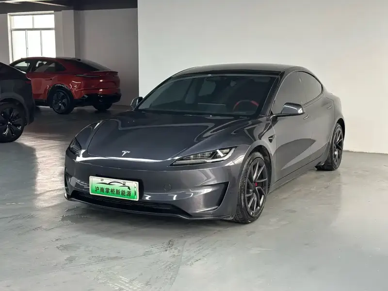 Tesla Model 3, 2024