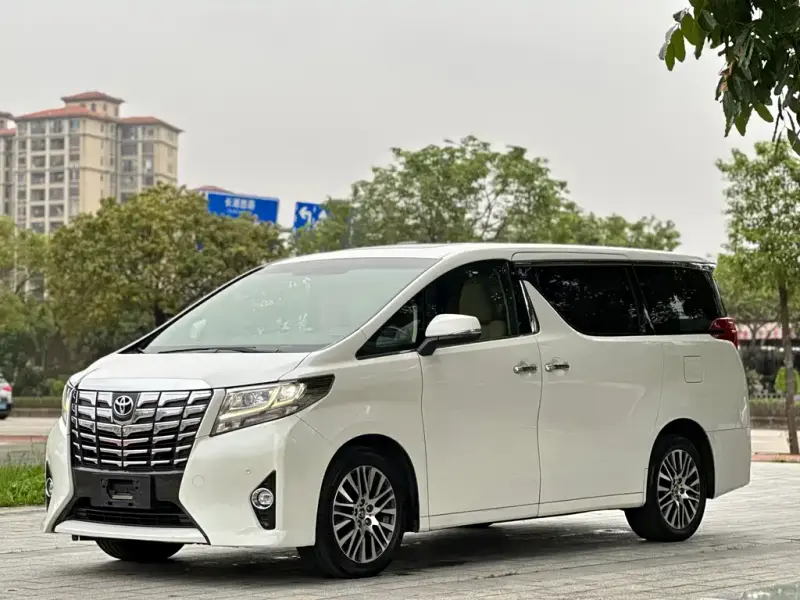 Toyota Alphard, 2017