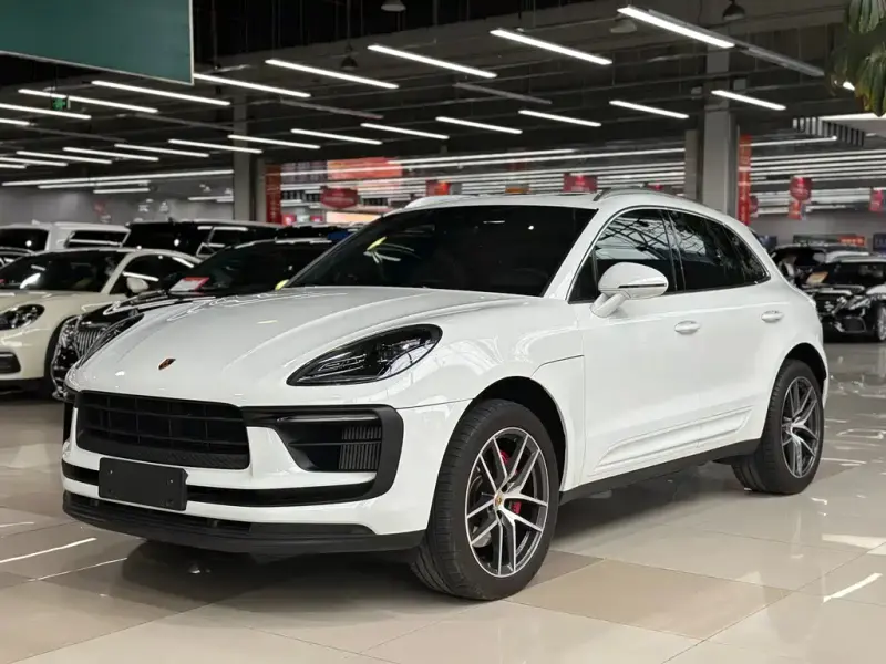 Porsche Macan, 2023