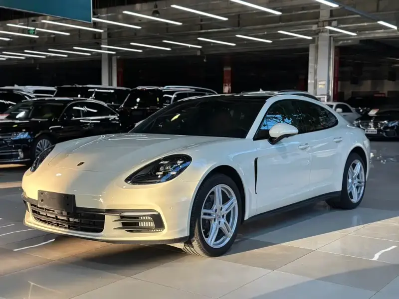 Porsche Panamera, 2020