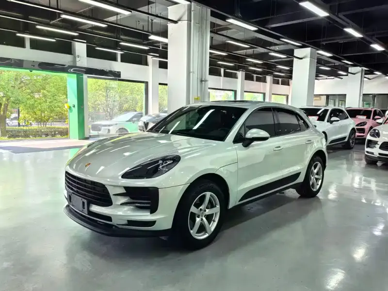 Porsche Macan, 2020