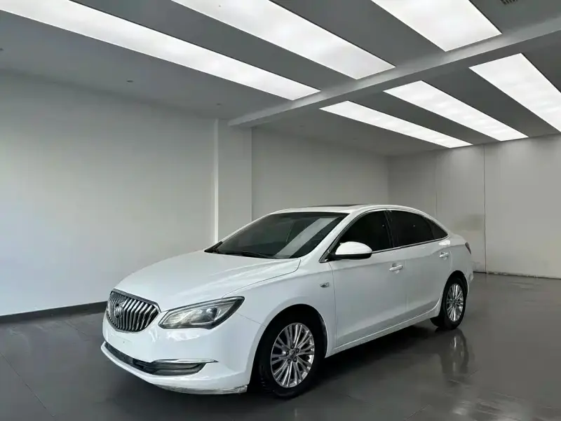 Buick Excelle, 2015