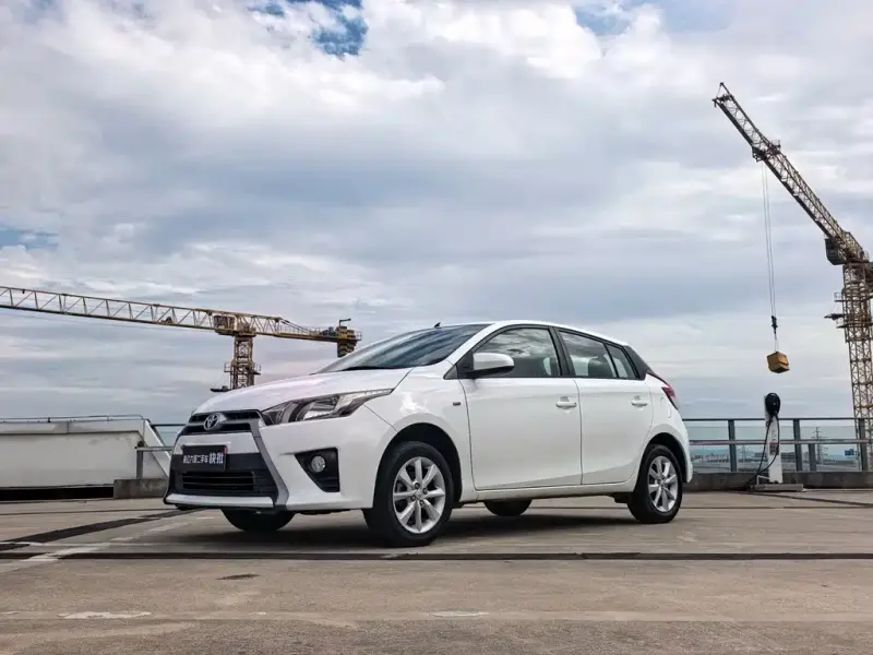 Toyota Yaris L, 2015