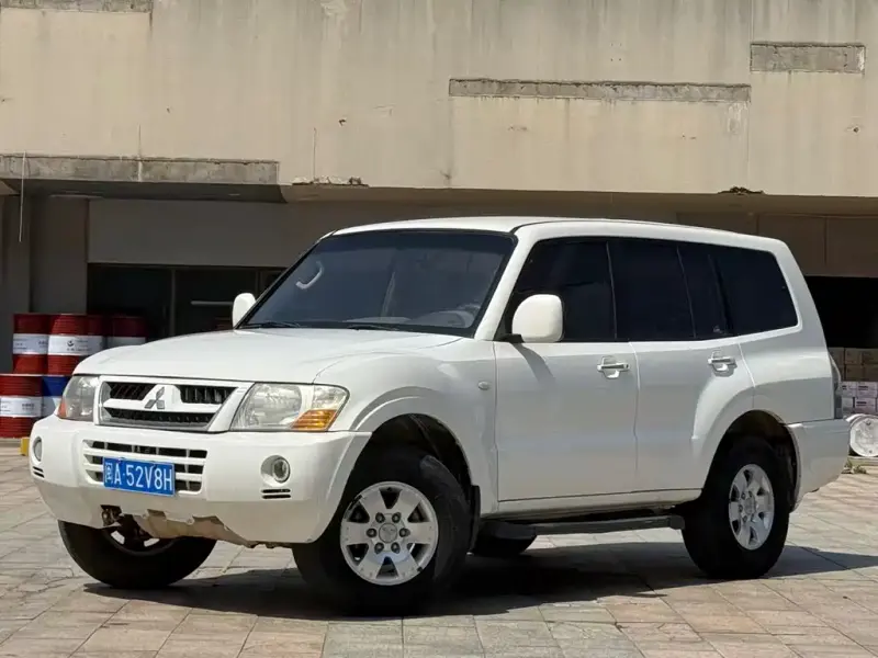 Mitsubishi Pajero, 2013
